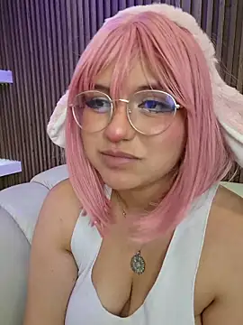 SaraLyynn