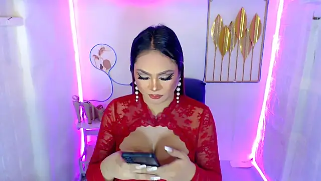 WildSelfsuckerAmanda live cam on StripChat