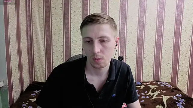 Darien_Brown live cam on StripChat