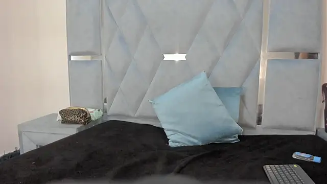 Mila_petiteasm