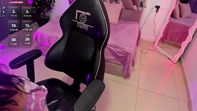 AUROORA_TAY