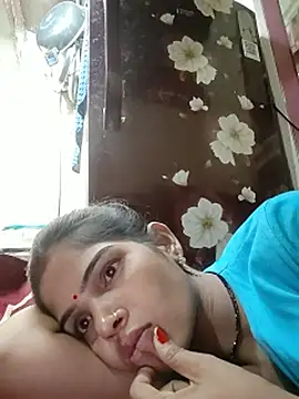 kamini_hat