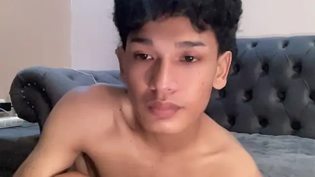 imjustasluttyintownx (M twink) - LOOKING FOR FUN AND LOVE!