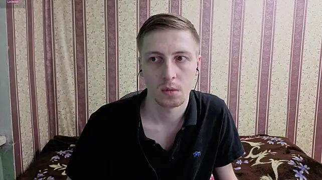 Darien_Brown webcam
