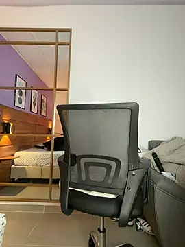 mahia_queen (F young) - ride dildo + 3 minute toy