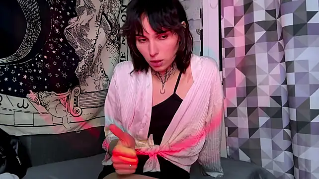 SweetFemBoyy live cam on StripChat