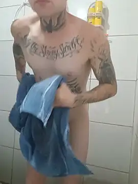 DanielMagains live cam on StripChat