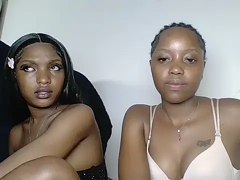 creamy_diva7 (G teen) - get strapon