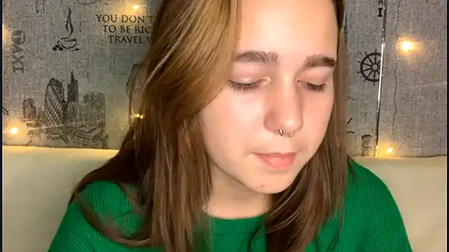 kassieihenyen (F teen) - Kisses from your princess💕💕💕