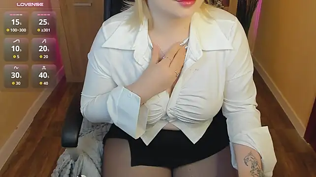 Tina_Walker live cam on StripChat