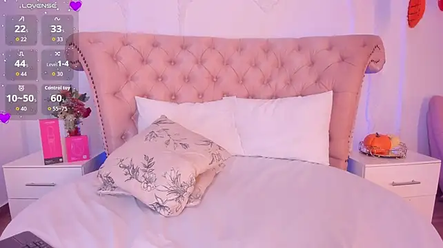 JuicyKendra_