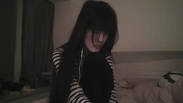 rinaloaz live cam on StripChat