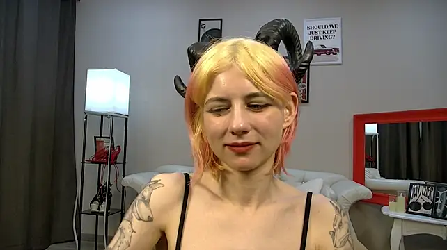 MarianBells live cam on StripChat