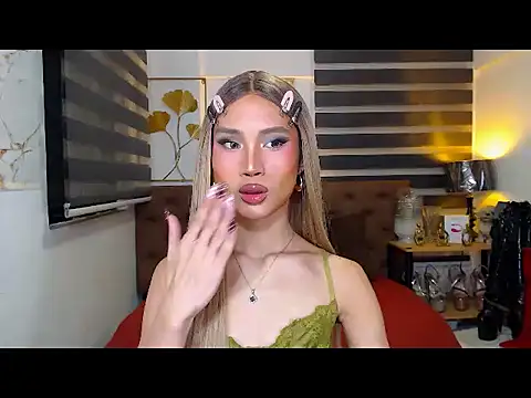 JuicyCockThea