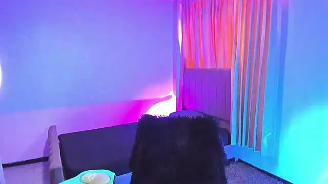 Matiius18 live cam on StripChat