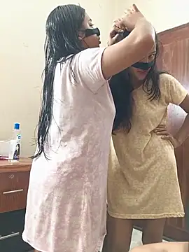 PRIYA_KOLKATA webcam