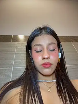 Alejandra_ospina webcam
