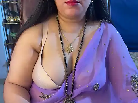 Curvy_Vincy4