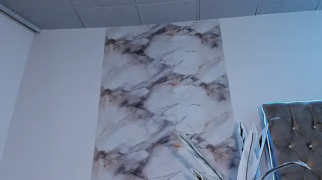 Maddyluxe live webcam