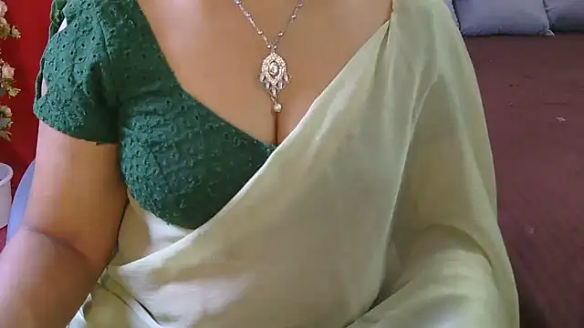 Mallu_Manisha