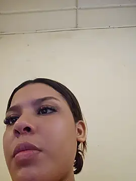 diana_mcfly (F teen) - 50 SQUATS NAKED + Toy control x2mn🕹️