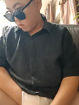 ghj663 (M young) - 1000打飞机
