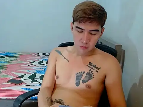 HotAsianDaddy