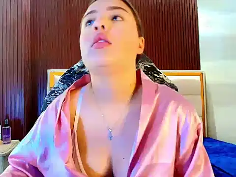 PamelaCollinsVS webcam