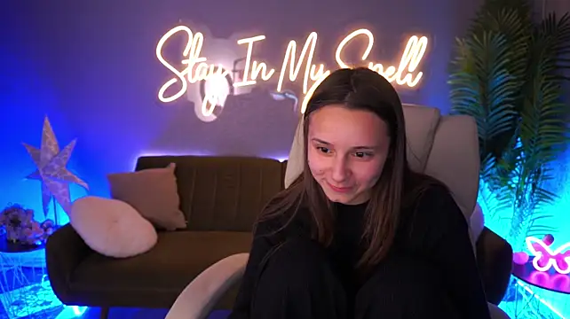 TinyNatalie live cam on StripChat