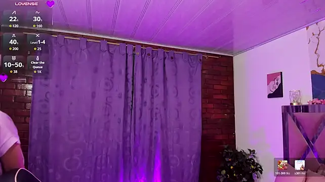 AUROORA_TAY
