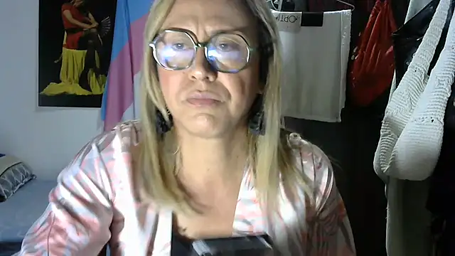 divahot08