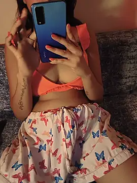 ur-hot-baby webcam