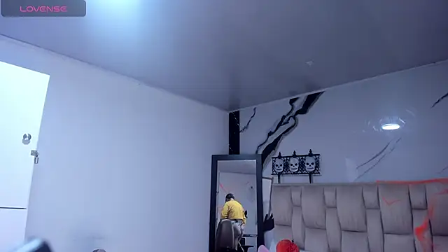 JessiDovee webcam