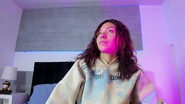 melanie_roux__