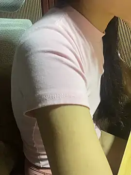 Mina048