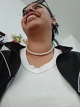 SOFIA-11_ live cam on StripChat