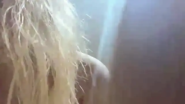 MargoTray live cam on StripChat