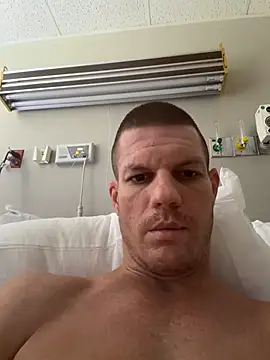 JockNThirsty live cam on StripChat