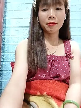 AmyLinee01 live cam on StripChat