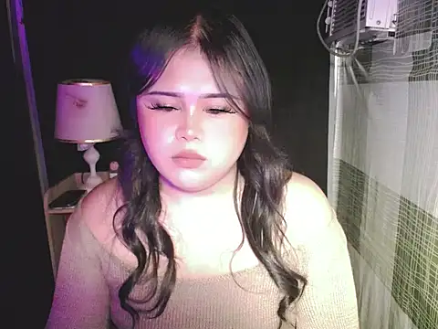 lovemaecock live cam on StripChat