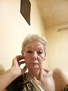 Calypso-Loove live cam on StripChat
