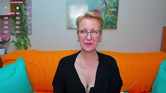 iamyourdream89 live cam on StripChat