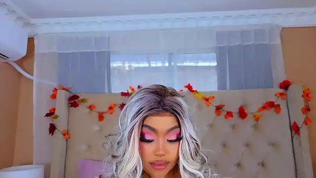 TiannahGlow