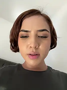 LadyScarlett_
