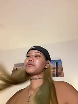 Scarlet_Thai