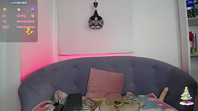zoe_velvet_