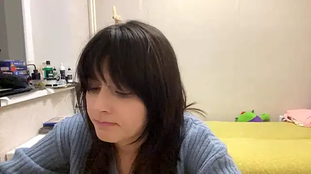 SaintMari live cam on StripChat