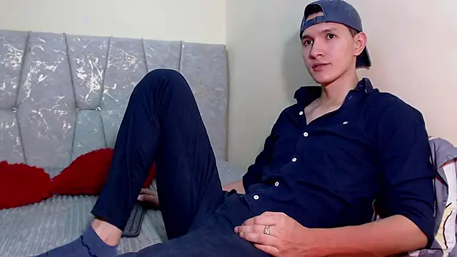 MilanDamian live sex cam