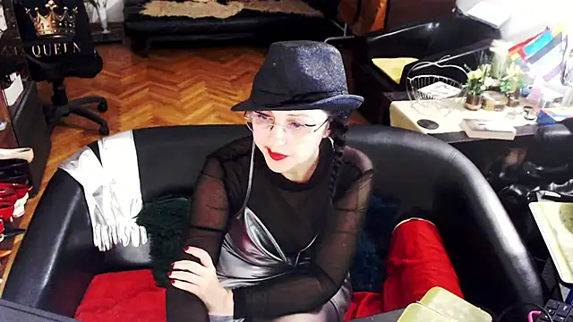Imperatriza live cam on StripChat