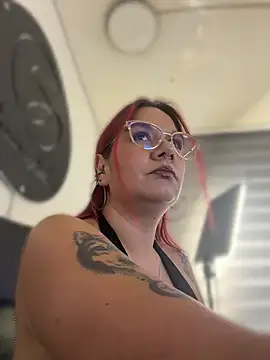 JulianaDiiaz webcam
